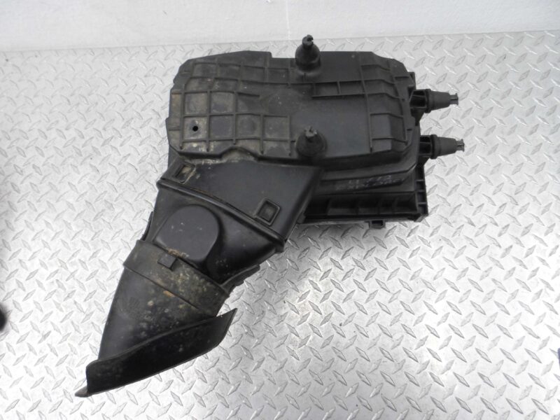 Изображение товара 109109 - 00109109 korpus vozdushnogo filtra BMW 4 Series