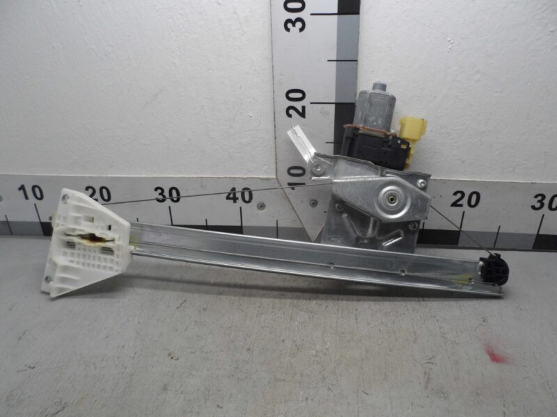 Изображение товара 109206 - 00109206 steklopodemnik zadnij pravyj