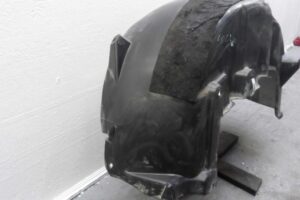 Изображение товара 109233 - 00109233 podkrylok zadnij pravyj Ford Mondeo 1