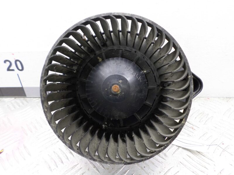 Изображение товара 109584 - 00109584 ventilyator otopitelya (motorchik pechki)