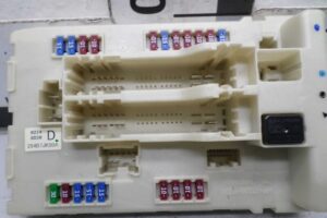 Изображение товара 109612 - 00109612 blok predokhranitelej Toyota Hiace 3