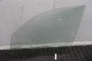 Изображение товара 109661 - 00109661 steklo dveri perednej levoj 