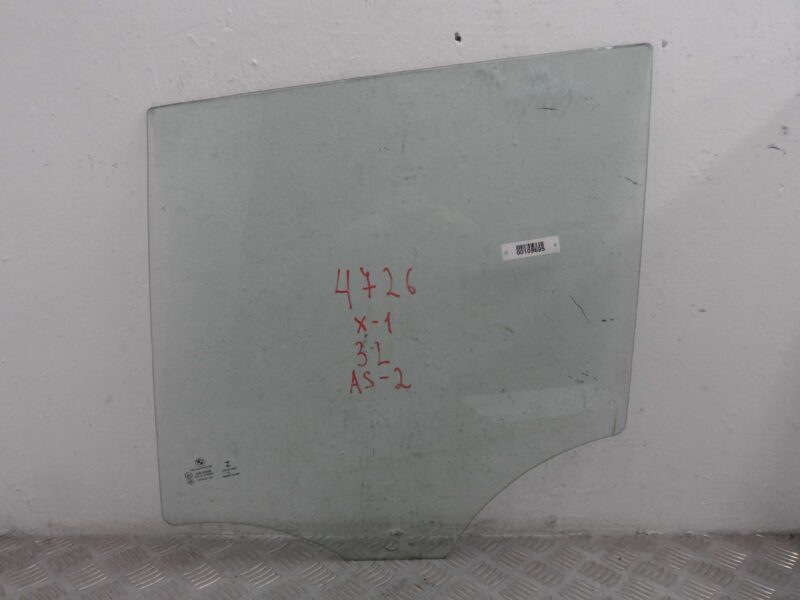 Изображение товара 109695 - 00109695 steklo dveri zadnej levoj