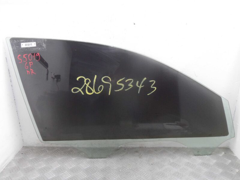 Изображение товара 109715 - 00109715 steklo dveri perednej pravoj Volkswagen Up