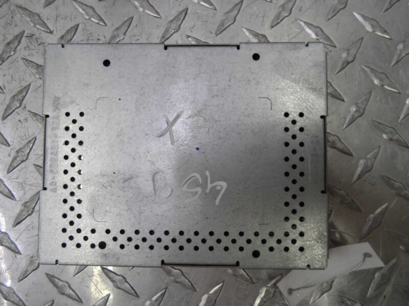 Изображение товара 109898 - 00109898 blok usilitelya radio Toyota Hiace