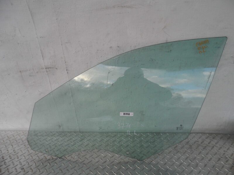 Изображение товара 110180 - 00110180 steklo dveri perednej levoj