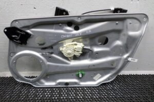 Изображение товара 110212 - 00110212 steklopodemnik perednij pravyj Ford Transit