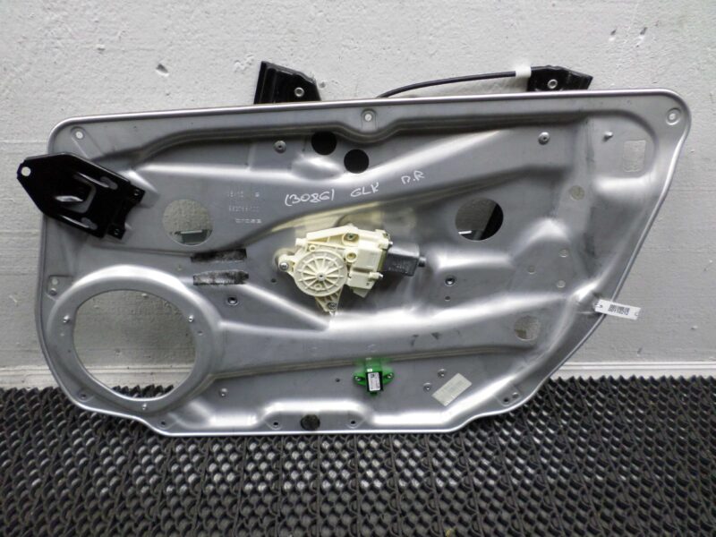 Изображение товара 110212 - 00110212 steklopodemnik perednij pravyj Ford Transit