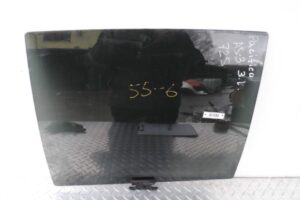 Изображение товара 110266 - 00110266 steklo dveri zadnej levoj