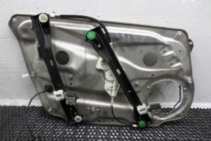 Изображение товара 110345 - 00110345 steklo dveri perednej levoj Honda Ridgeline 1