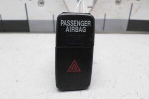 Изображение товара 110363 - 00110363 knopka avarijnoj signalizatsii 