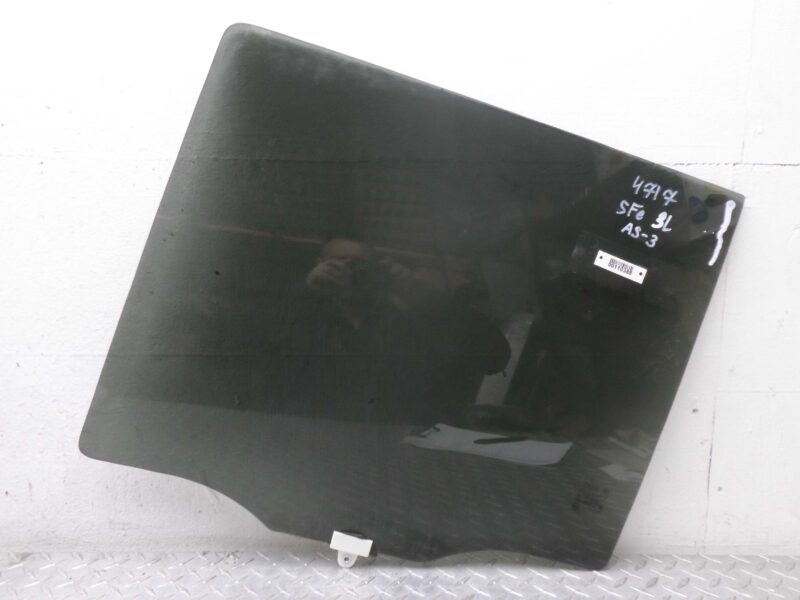 Изображение товара 110388 - 00110388 steklo dveri zadnej levoj