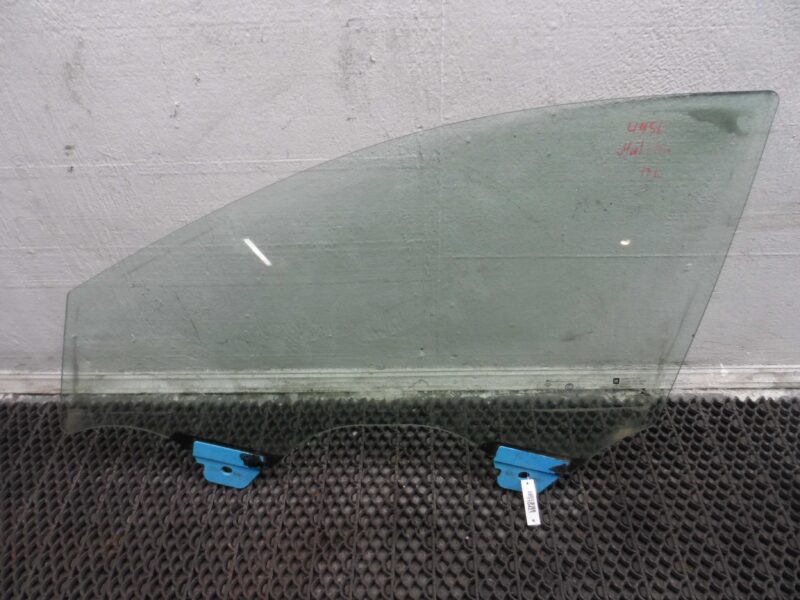 Изображение товара 110421 - 00110421 steklo dveri perednej levoj