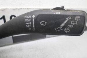 Изображение товара 110440 - 00110440 pereklyuchatel podrulevoj (strekoza) Toyota Corolla Verso 3