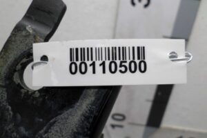 Изображение товара 110500 - 00110500 petlya kryshki bagazhnika Toyota Hiace 3