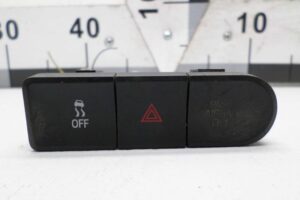 Изображение товара 110650 - 00110650 knopka avarijnoj signalizatsii Ford Kuga