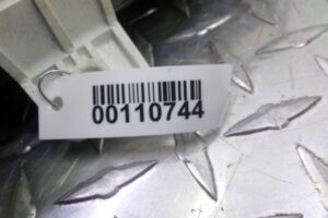 Изображение товара 110744 - 00110744 schitok priborov Lexus LS 3