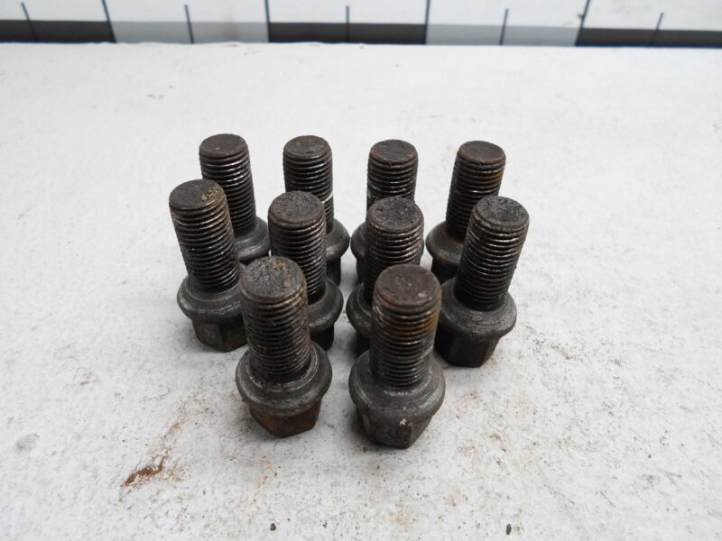 Изображение товара 111063 - 00111063 bolt kolesnyj