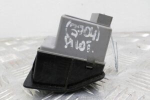 Изображение товара 111139 - 00111139 knopka salona Volkswagen Amarok 1