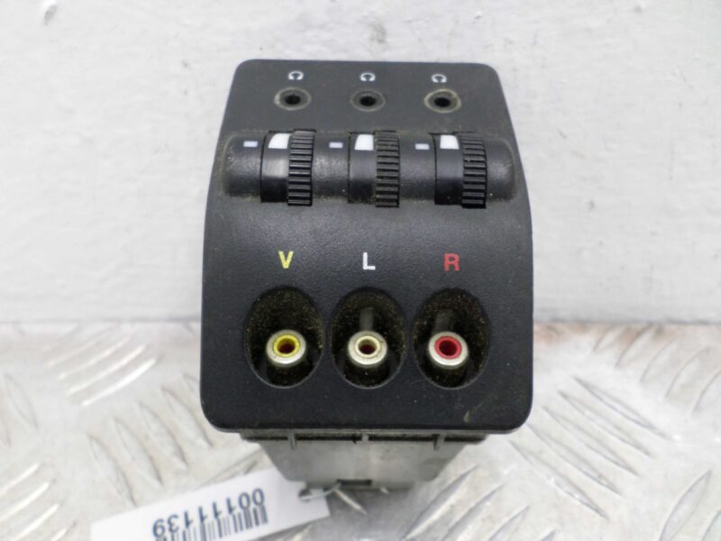 Изображение товара 111139 - 00111139 knopka salona Volkswagen Amarok