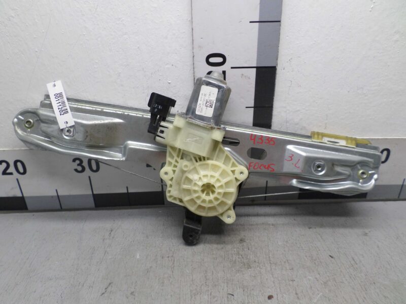 Изображение товара 111202 - 00111202 steklopodemnik zadnij levyj