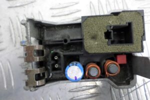 Изображение товара 111334 - 00111334 rezistor otopitelya Ford Fiesta 1