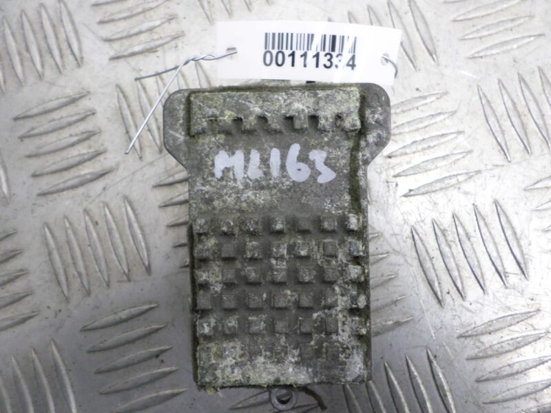 Изображение товара 111334 - 00111334 rezistor otopitelya Ford Fiesta