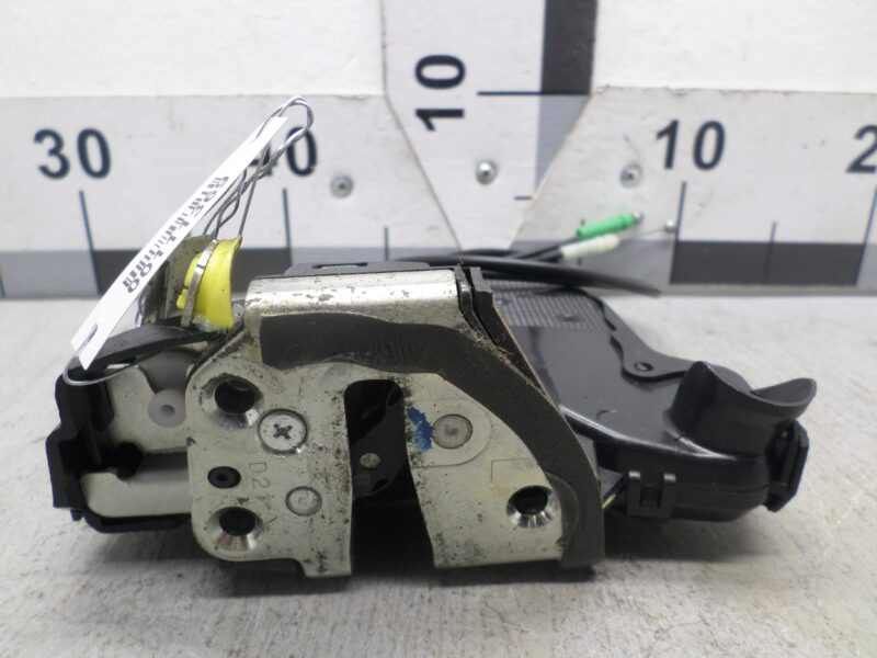 Изображение товара 111369 - 00111369 zamok dveri perednej levoj