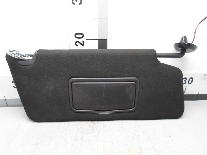 Изображение товара 111444 - 00111444 kozyrek solntsezaschitnyj Skoda Yeti