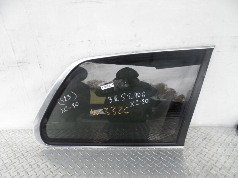 Изображение товара 111495 - 00111495 steklo kuzovnoe pravoe Volvo V50