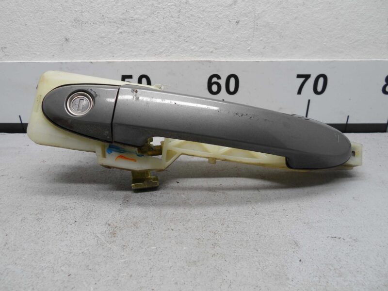 Изображение товара 111614 - 00111614 ruchka naruzhnaya perednyaya levaya