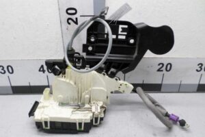 Изображение товара 111641 - 00111641 zamok dveri perednej pravoj Ford Mondeo 3