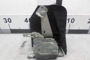 Изображение товара 111649 - 00111649 zamok dveri zadnej levoj 1