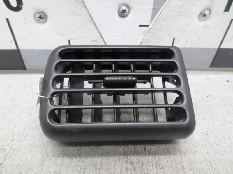 Изображение товара 111681 - 00111681 deflektor obduva salona