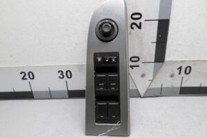 Изображение товара 111760 - 00111760 knopka steklopodemnika Chrysler Cirrus