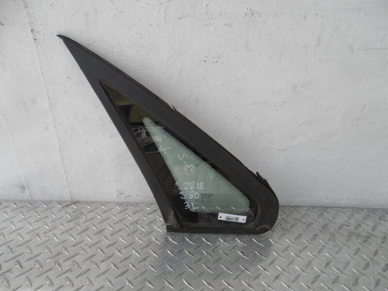 Изображение товара 111781 - 00111781 steklo kuzovnoe levoe Volvo 850