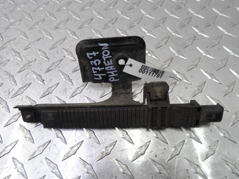 Изображение товара 111791 - 00111791 antenna Toyota Carina E