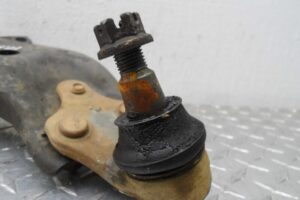 Изображение товара 111843 - 00111843 rychag perednij pravyj nizhnij Subaru Legacy 3