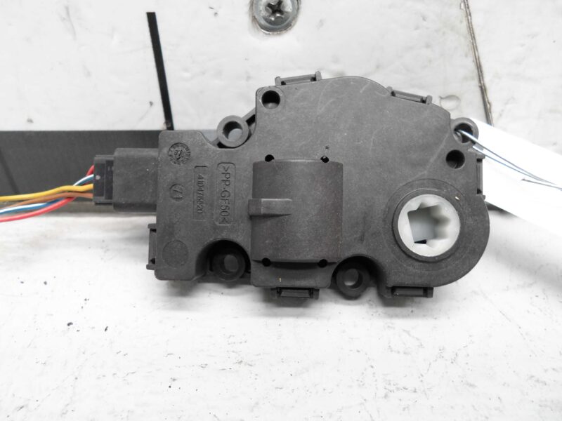 Изображение товара 111865 - 00111865 motorchik zaslonki pechki