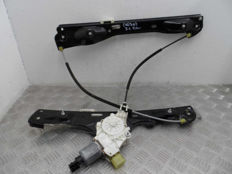 Изображение товара 111899 - 00111899 steklopodemnik perednij levyj