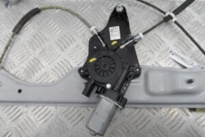 Изображение товара 111942 - 00111942 steklopodemnik perednij levyj 1