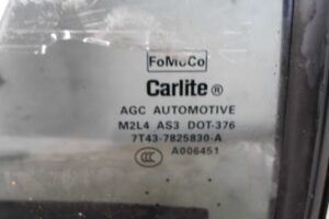 Изображение товара 111993 - 00111993 steklo dveri perednej levoj Ford Kuga 1