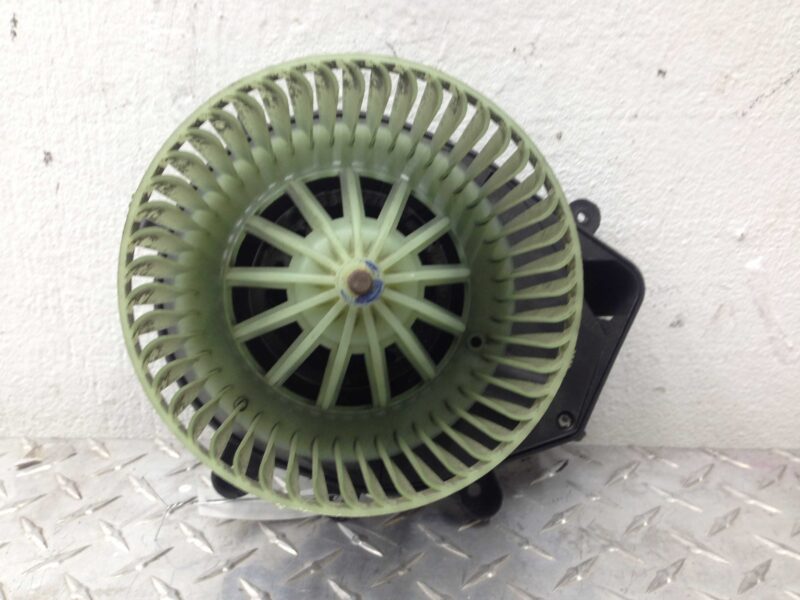 Изображение товара 112118 - 00112118 ventilyator otopitelya (motorchik pechki) Volkswagen Up
