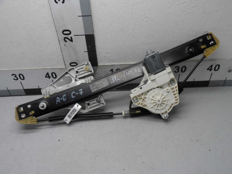 Изображение товара 112249 - 00112249 steklopodemnik zadnij levyj