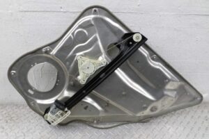 Изображение товара 112356 - 00112356 steklopodemnik zadnij levyj Honda Ridgeline 1