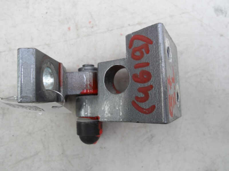 Изображение товара 112357 - 00112357 petlya dveri zadnyaya