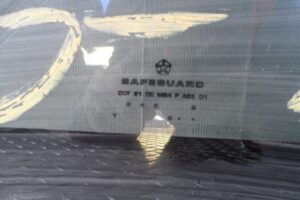 Изображение товара 112598 - 00112598 steklo kuzovnoe pravoe Kia Optima 2