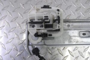 Изображение товара 112643 - 00112643 steklopodemnik perednij pravyj 2