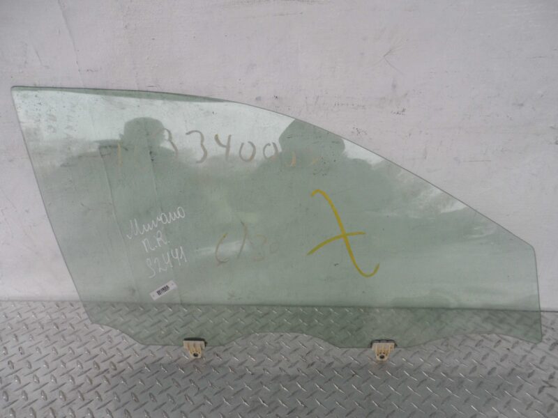 Изображение товара 112657 - 00112657 steklo dveri perednej pravoj Lexus RX