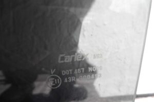 Изображение товара 112674 - 00112674 steklo dveri zadnej pravoj Peugeot 306 1